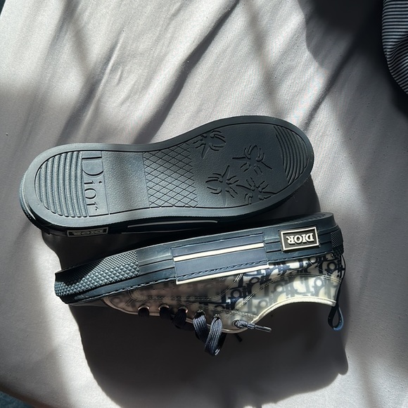 barely work - Picture 4 of 4